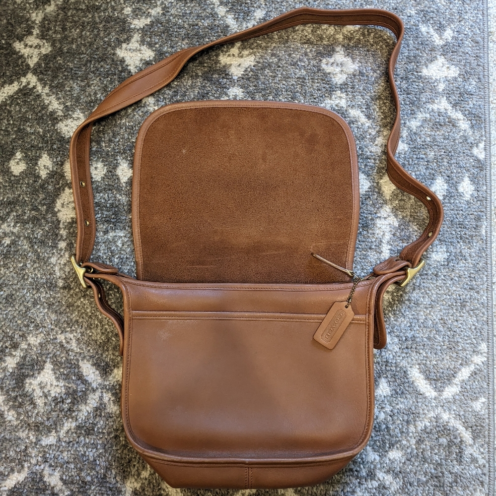 Vintage Coach 9951 Patricia Legacy Crossbody Purse - Picture 2 of 6